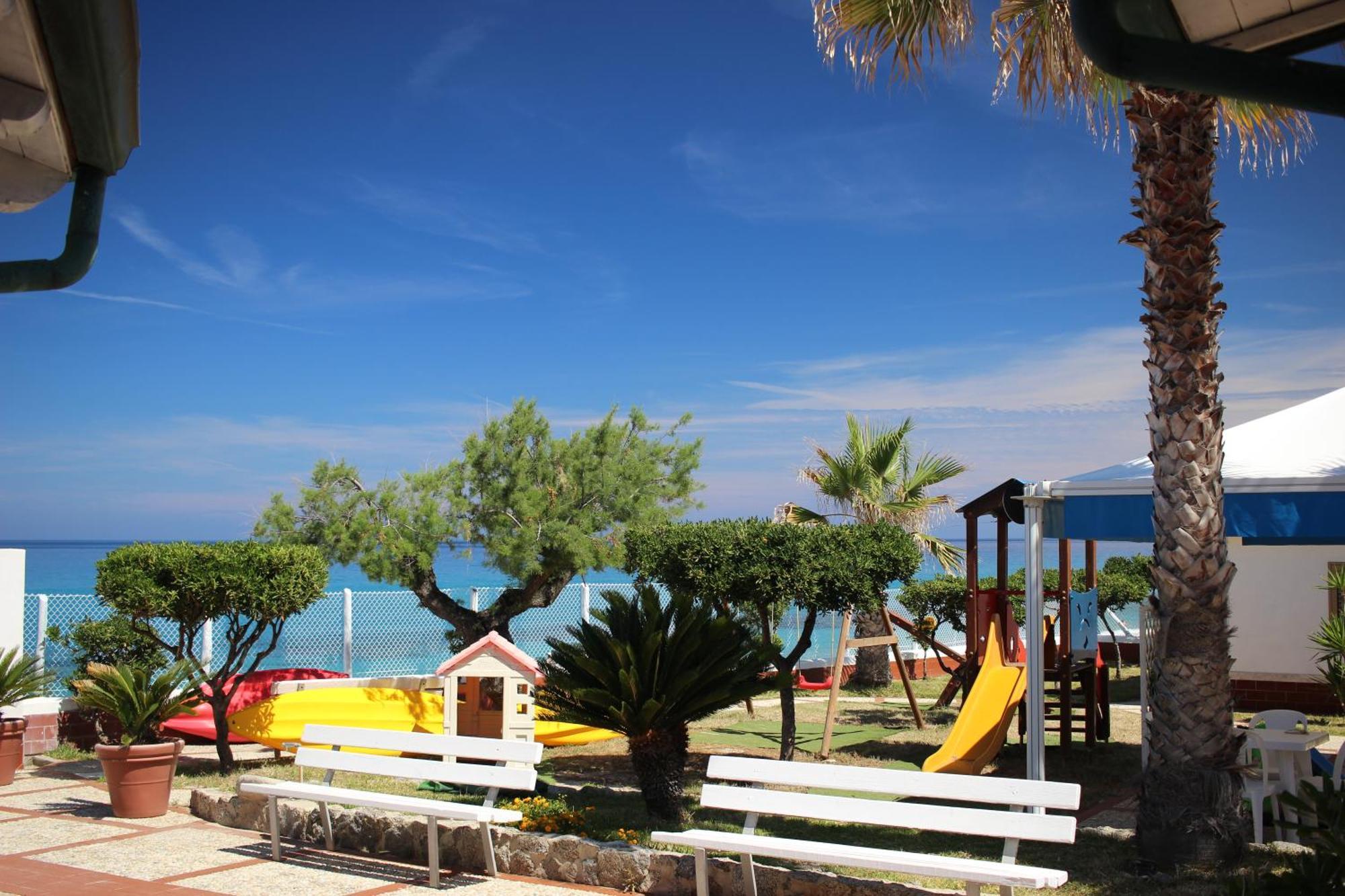 Residence Il Turistico Zambrone Exterior photo